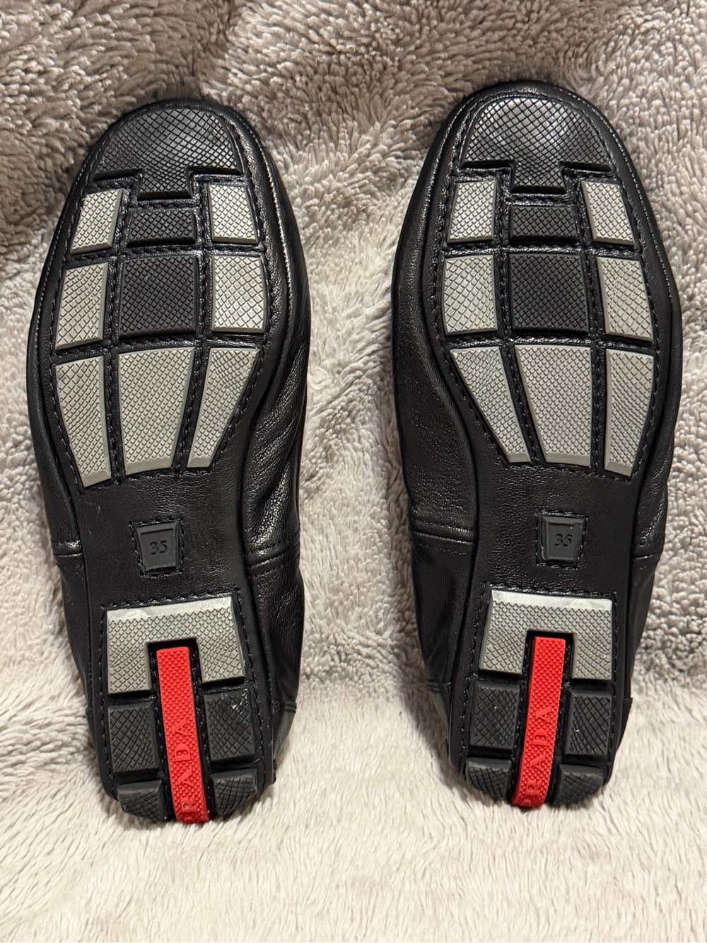 Prada Ballet Flats Womens EU 35 Black Leather Scrunch Slip On Shoes Designer - Picture 4 of 11